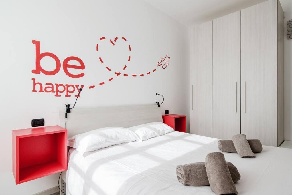 شقة Be Happy - The House Of Travelers كومو المظهر الخارجي الصورة